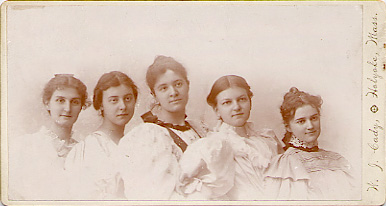 [Group Photo]