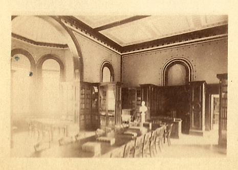 [Library reading room]