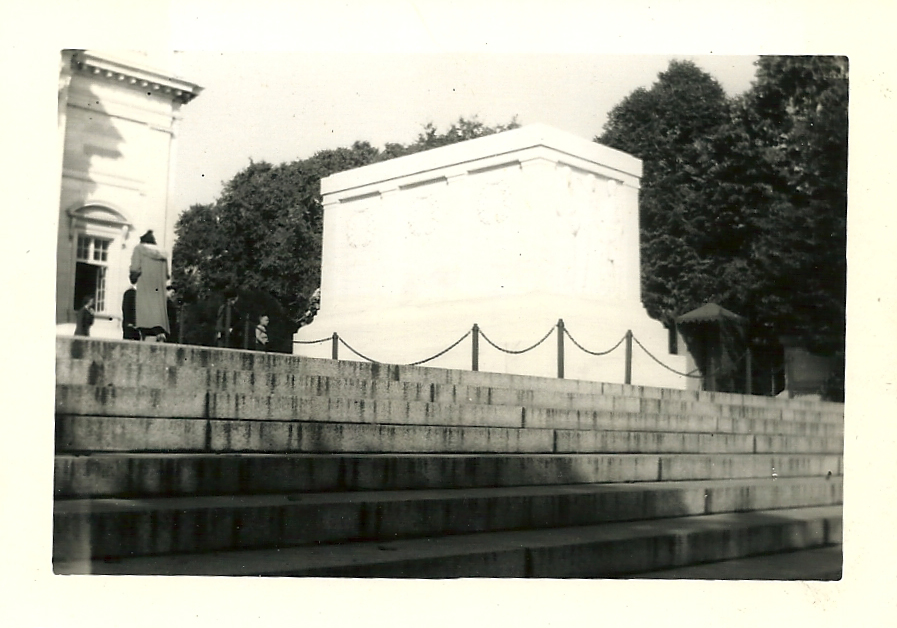 [Tomb of the Unknown Soldier]