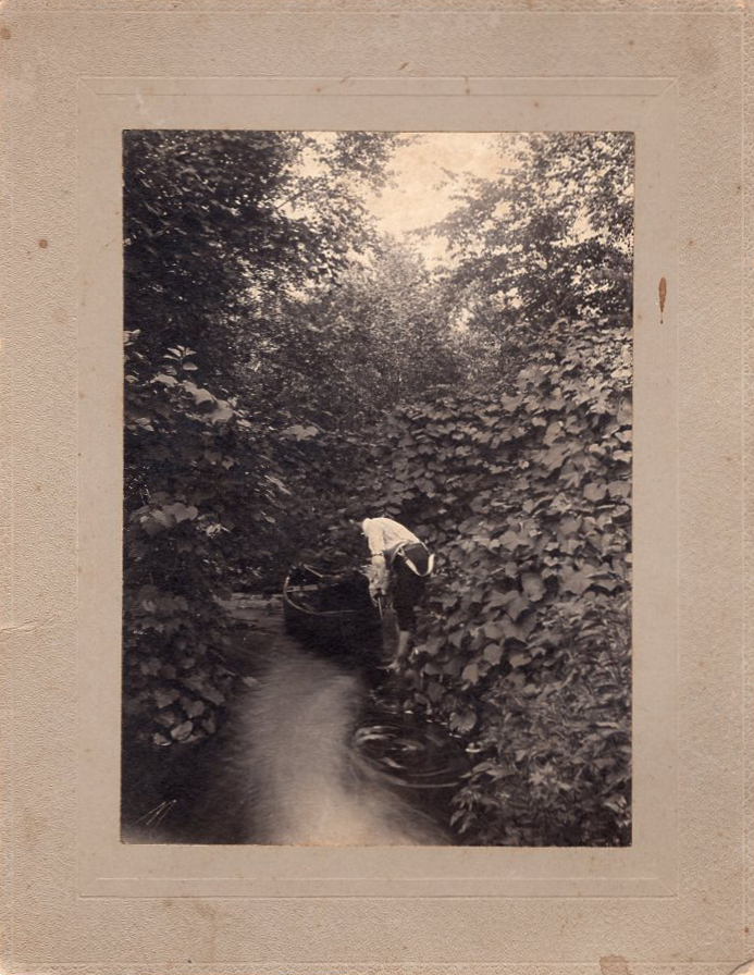 [Outdoor photo]