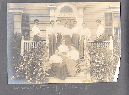 [Lovell House residents]