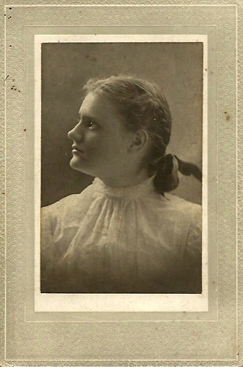 [Lois Ellen Roberts]